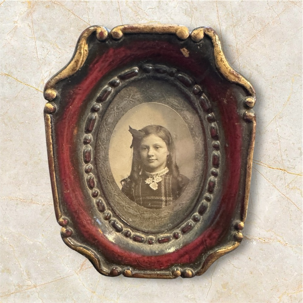 Miniature Antique Victorian Portrait of Young Girl in Ornate‎ Gilded Frame